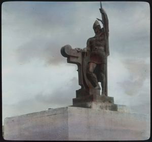 Image: Bronze Statue of Iceland Viking [Ingolfr Arnarson]